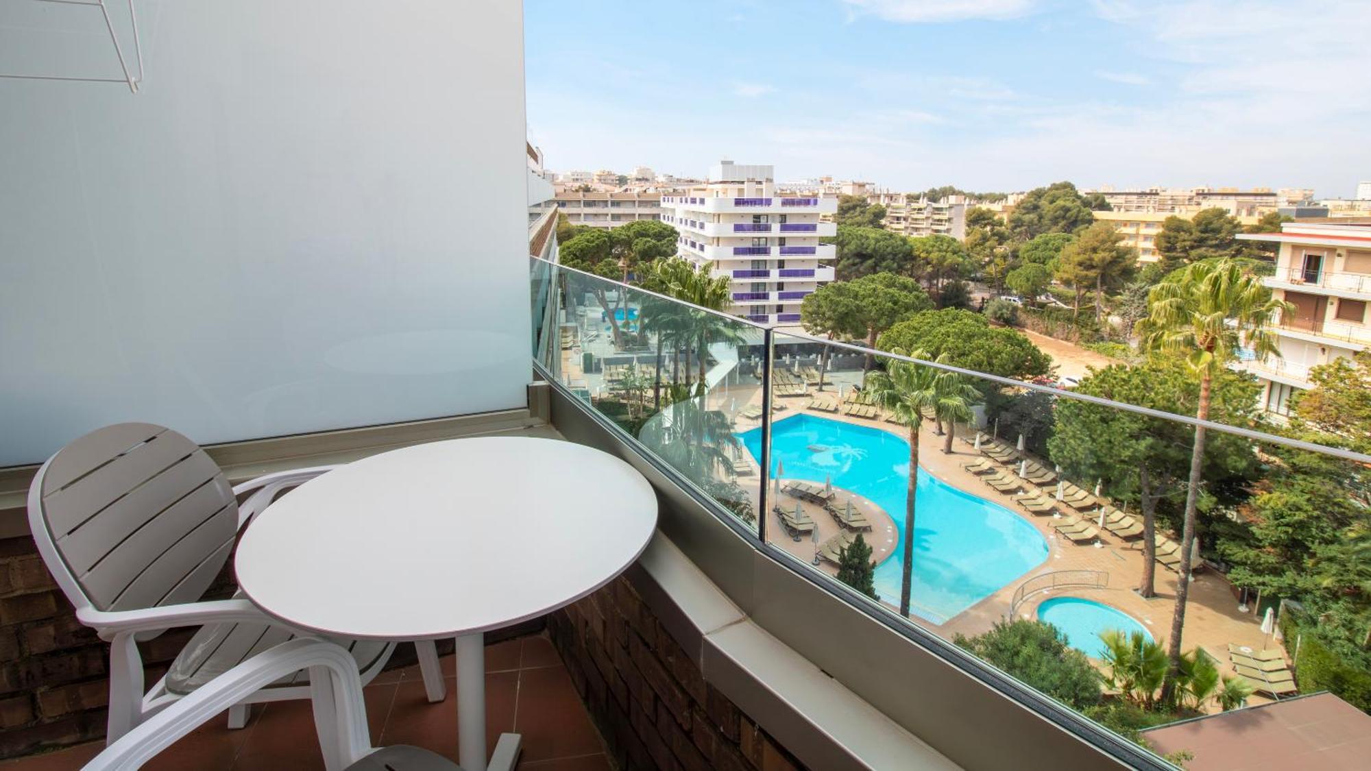 Golden Port Salou & Spa Phòng bức ảnh