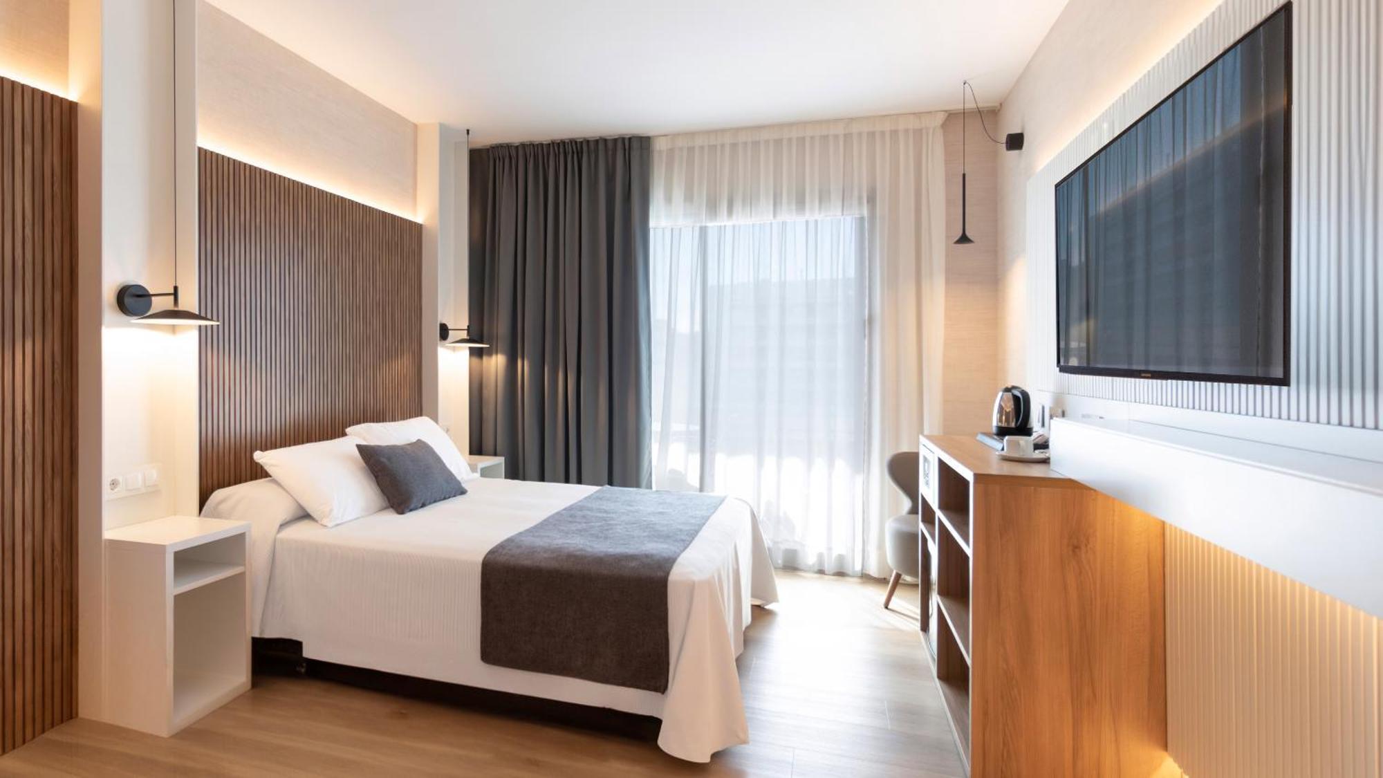 Golden Port Salou & Spa Phòng bức ảnh