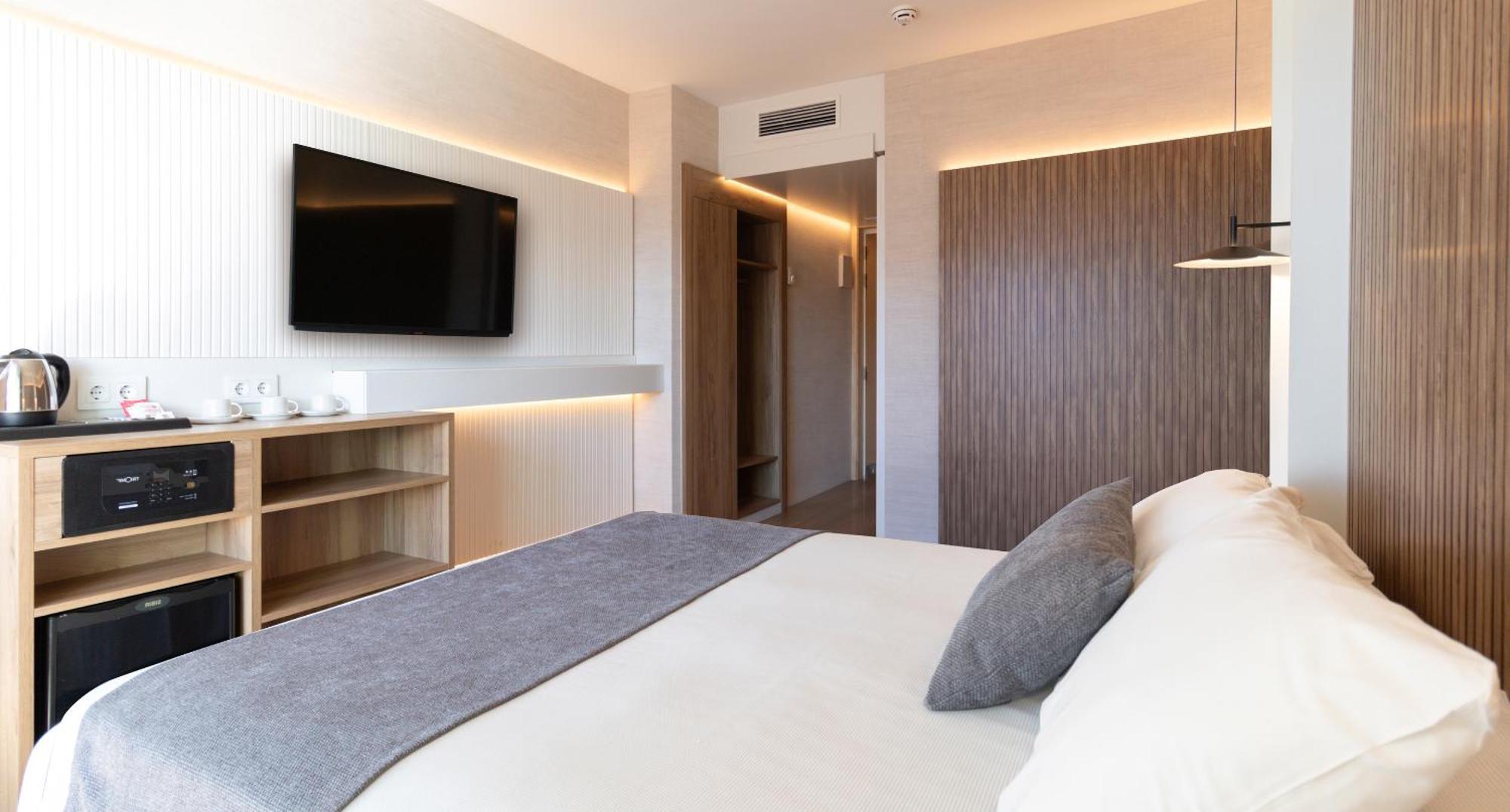 Golden Port Salou & Spa Phòng bức ảnh